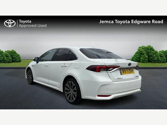 Toyota Corolla Design RV71OVP White #4