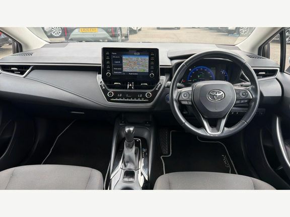 Toyota Corolla Design RV71OVP White #6
