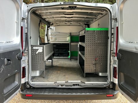 Renault Trafic Business Plus Sl28 MT71DZL Silver #5