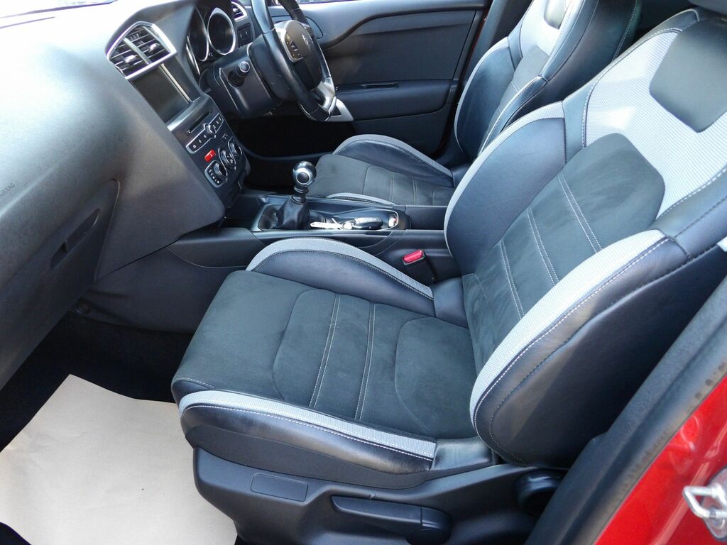 DS DS 3 Crossback Hatchback Orange #7