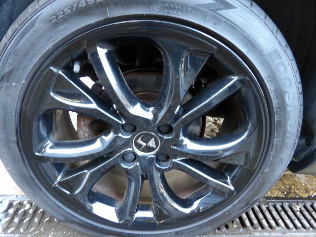 DS DS 3 Crossback Hatchback Orange #29