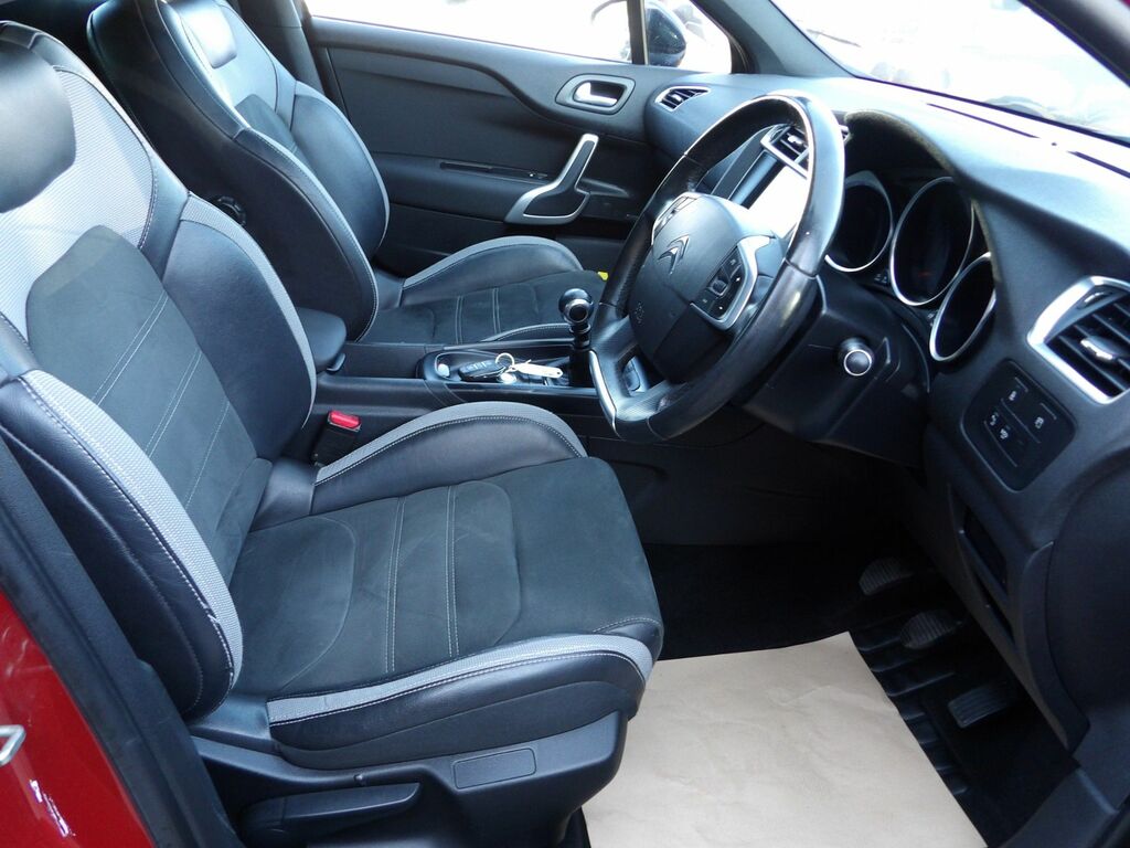 DS DS 3 Crossback Hatchback Orange #10