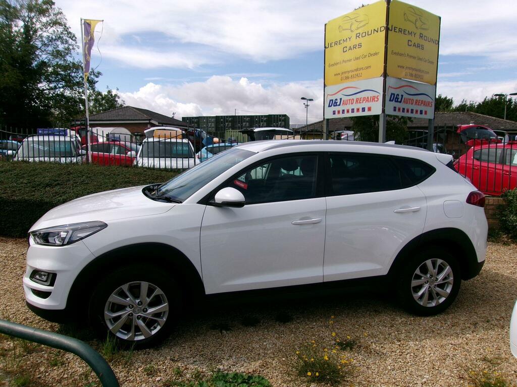 Hyundai Tucson 1.6 Gdi Se Nav Euro 6 Ss White #5