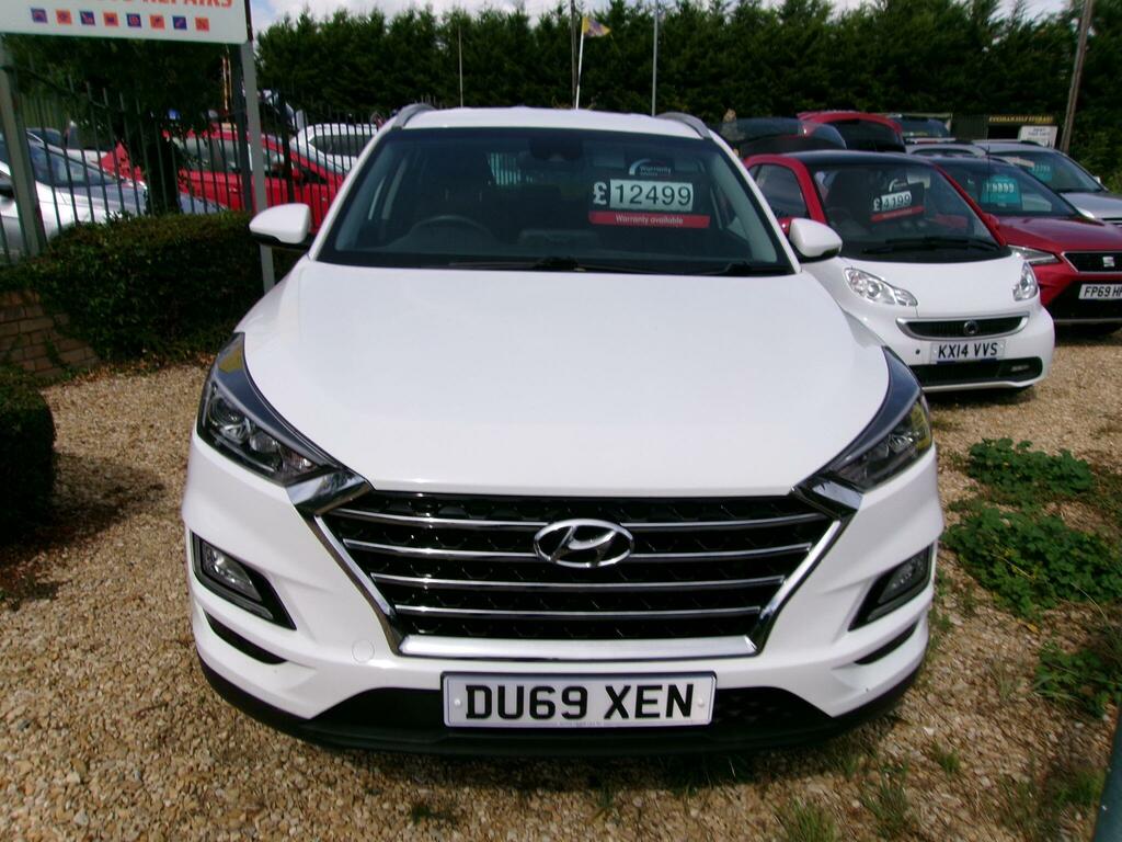 Hyundai Tucson 1.6 Gdi Se Nav Euro 6 Ss White #2