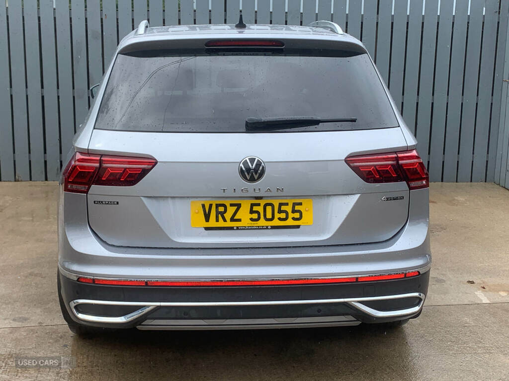 Volkswagen Tiguan Allspace 2.0 Tdi 4Motion Elegance Dsg Silver #4