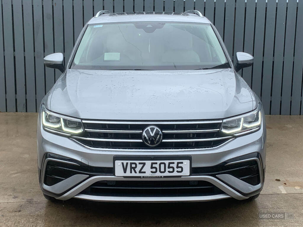 Volkswagen Tiguan Allspace 2.0 Tdi 4Motion Elegance Dsg Silver #2