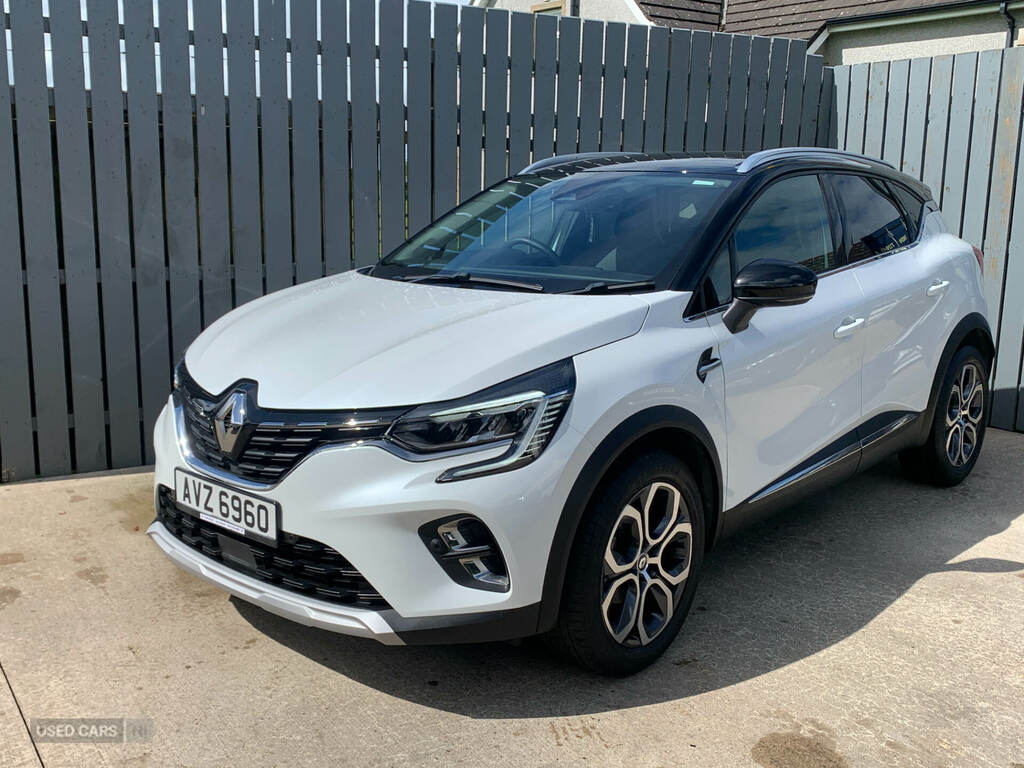 Renault Captur 1.0 Tce 90 Techno AVZ6960 Black