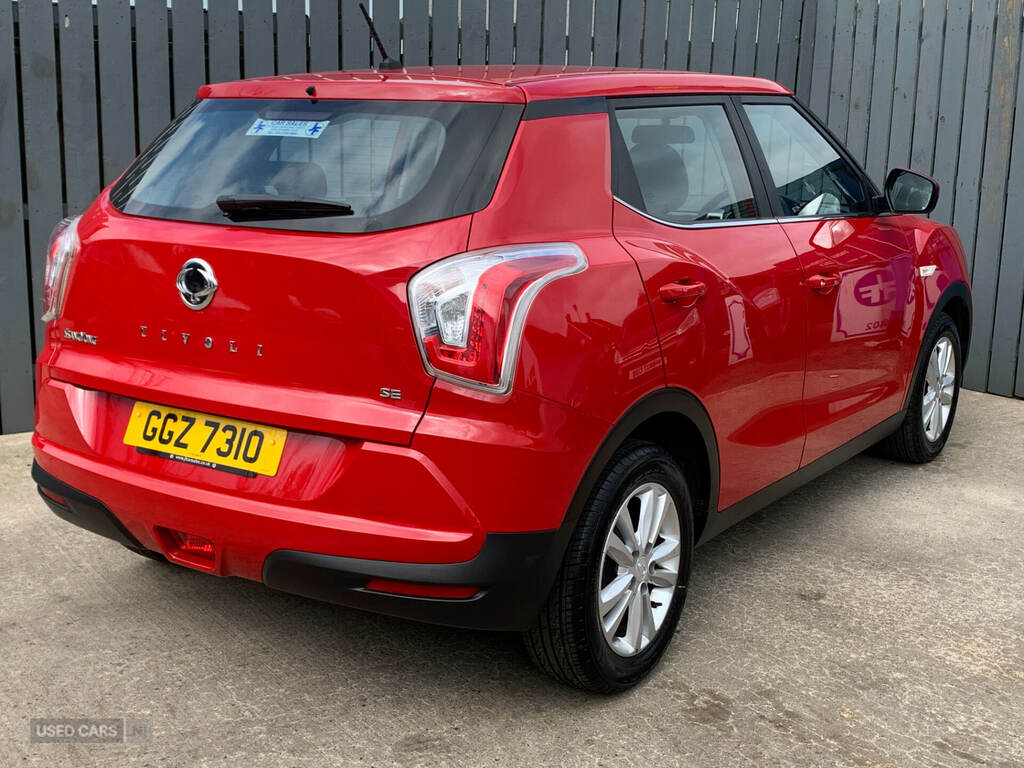 SsangYong Tivoli 1.6 D Se Red #5