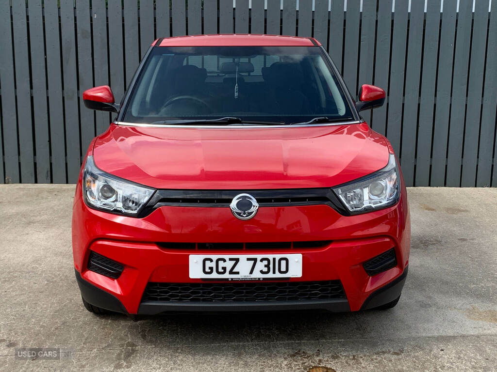 SsangYong Tivoli 1.6 D Se Red #2