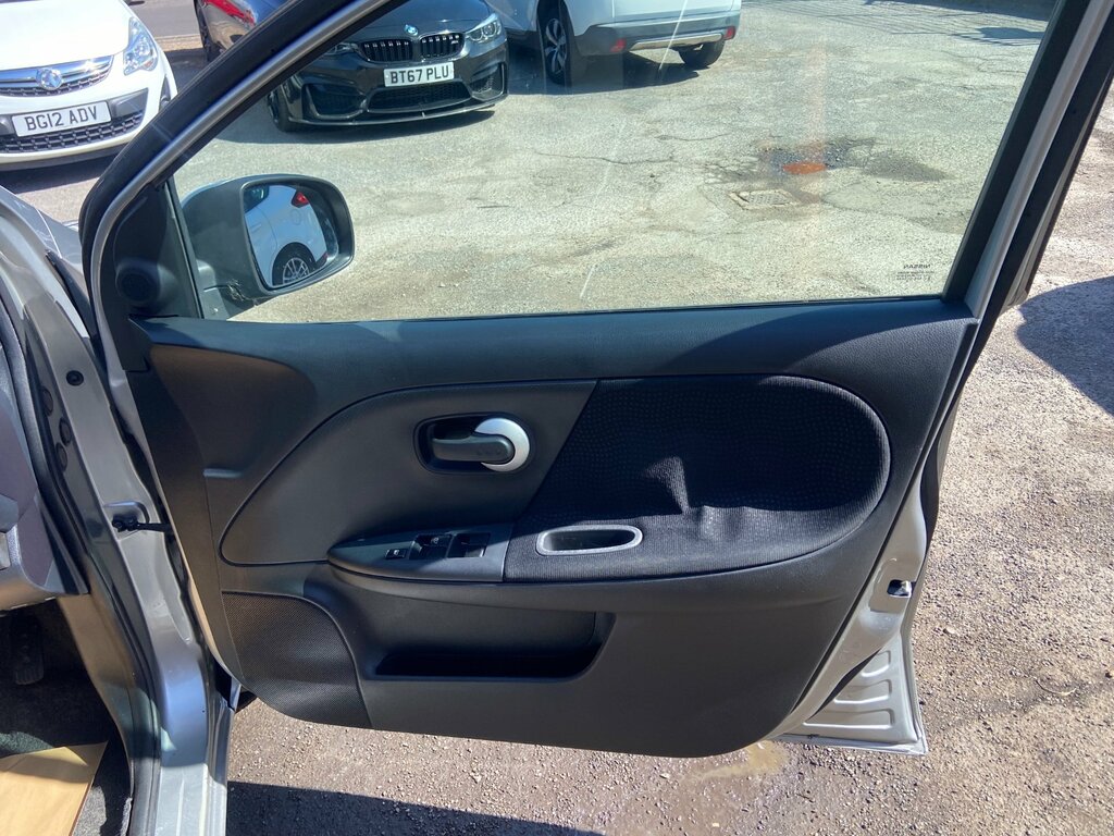 Nissan Note Note N-tec Silver #34