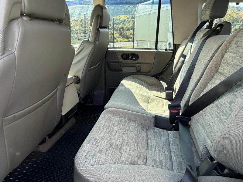 Land Rover Discovery 2.5 Td5 E White #8