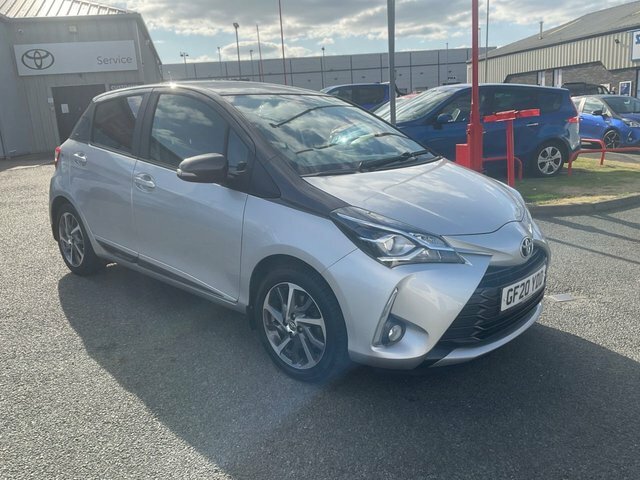 Toyota Yaris 1.5 Vvt-i Y20 Bi-tone Hatchback Silver