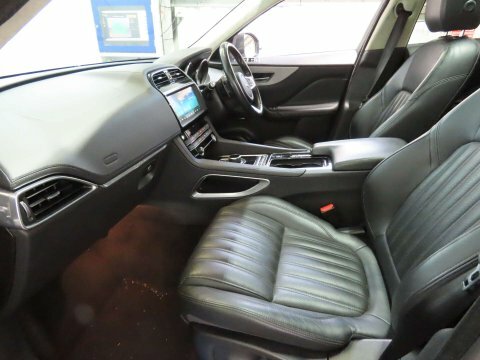 Jaguar F-Pace 2.0D Portfolio Awd Black #7