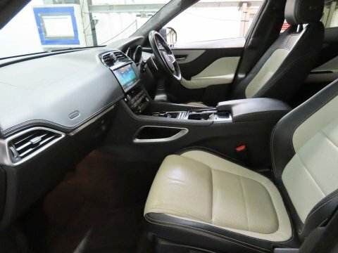 Jaguar F-Pace 2.0 D180 R-sport Awd Euro 6 Ss White #9