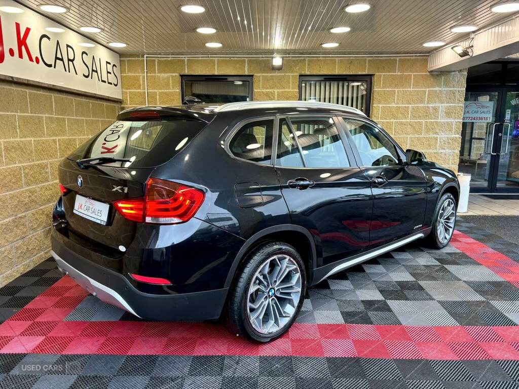 BMW X1 Xdrive 18D Xline Step TJZ3337 Black #2