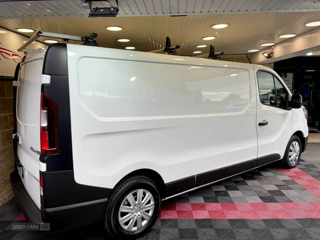 Renault Trafic Ll30 Blue Dci 130 Start Van NU73MKJ White #2