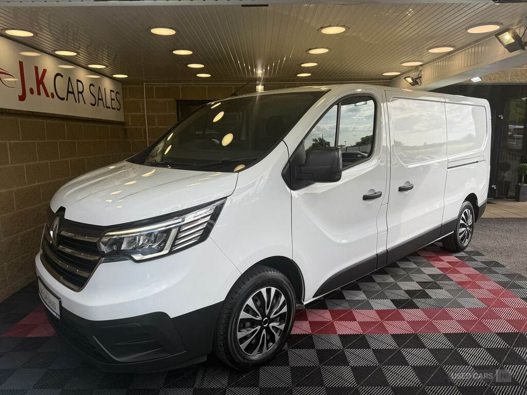 Renault Trafic Ll30 Blue Dci 130 Business Van White