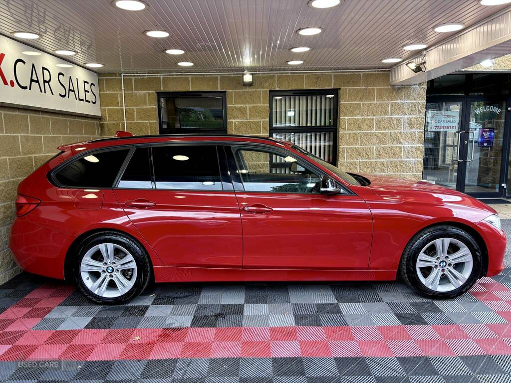 BMW 3 Series 318I Sport Step KGZ4721 Red #3