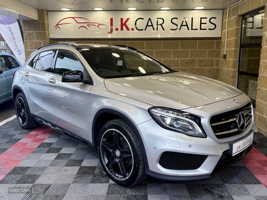 Mercedes-Benz GLA Class Gla 250 4Matic Amg Line Premium Plus Silver