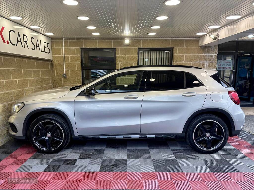 Mercedes-Benz GLA Class Gla 250 4Matic Amg Line Premium Plus Silver #6