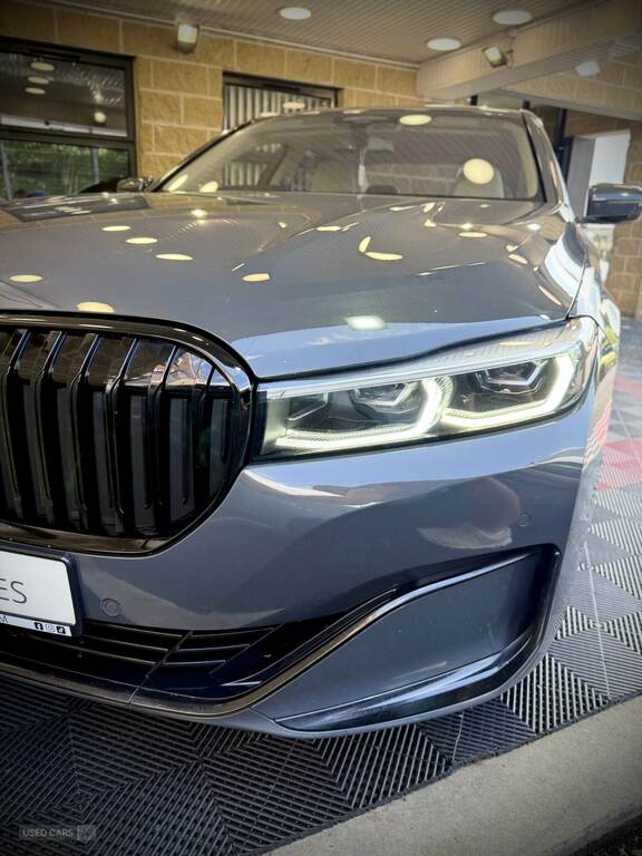 BMW 7 Series Automatic White #7