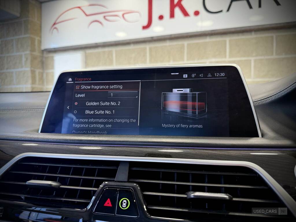 BMW 7 Series Automatic White #24