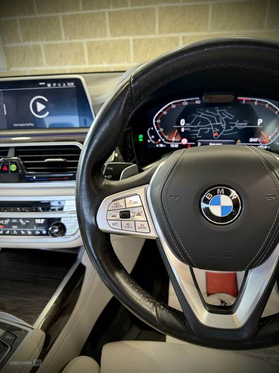 BMW 7 Series Automatic White #13