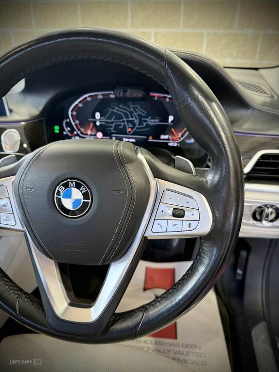 BMW 7 Series Automatic White #14