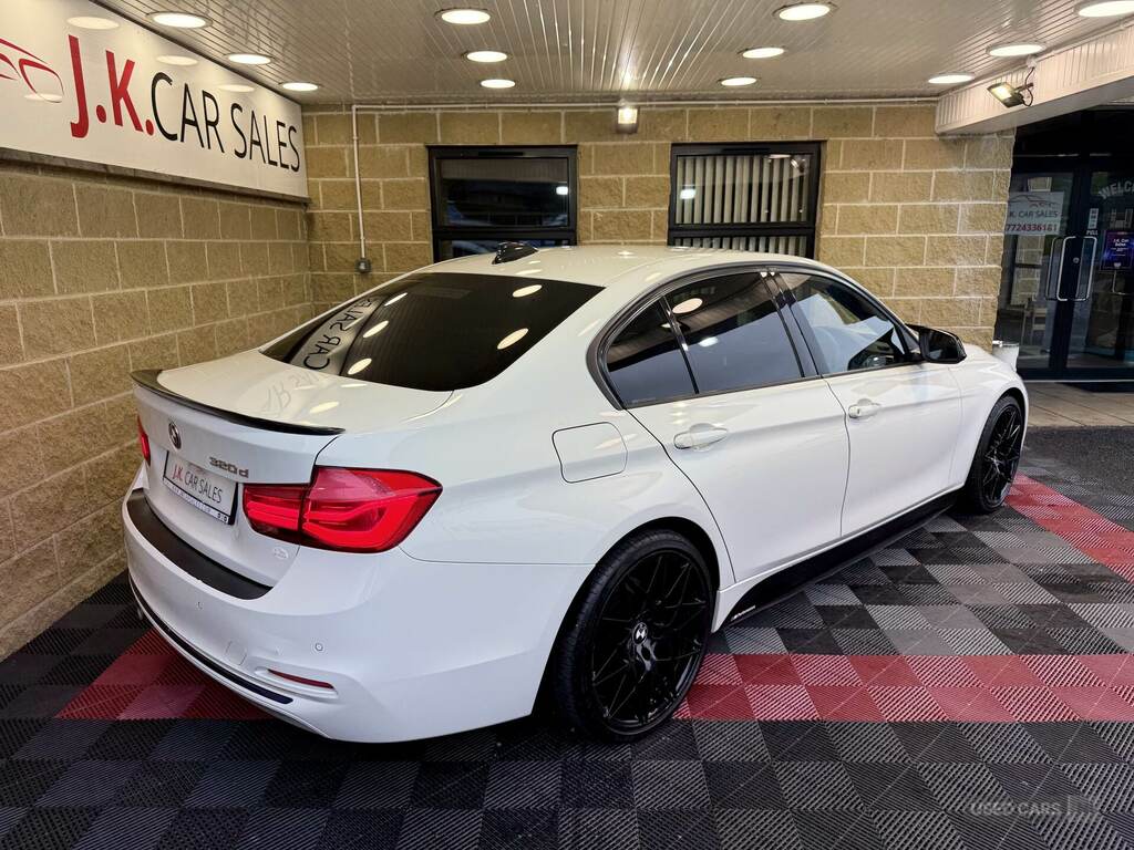 BMW 3 Series 320D Efficientdynamics Sport White #2