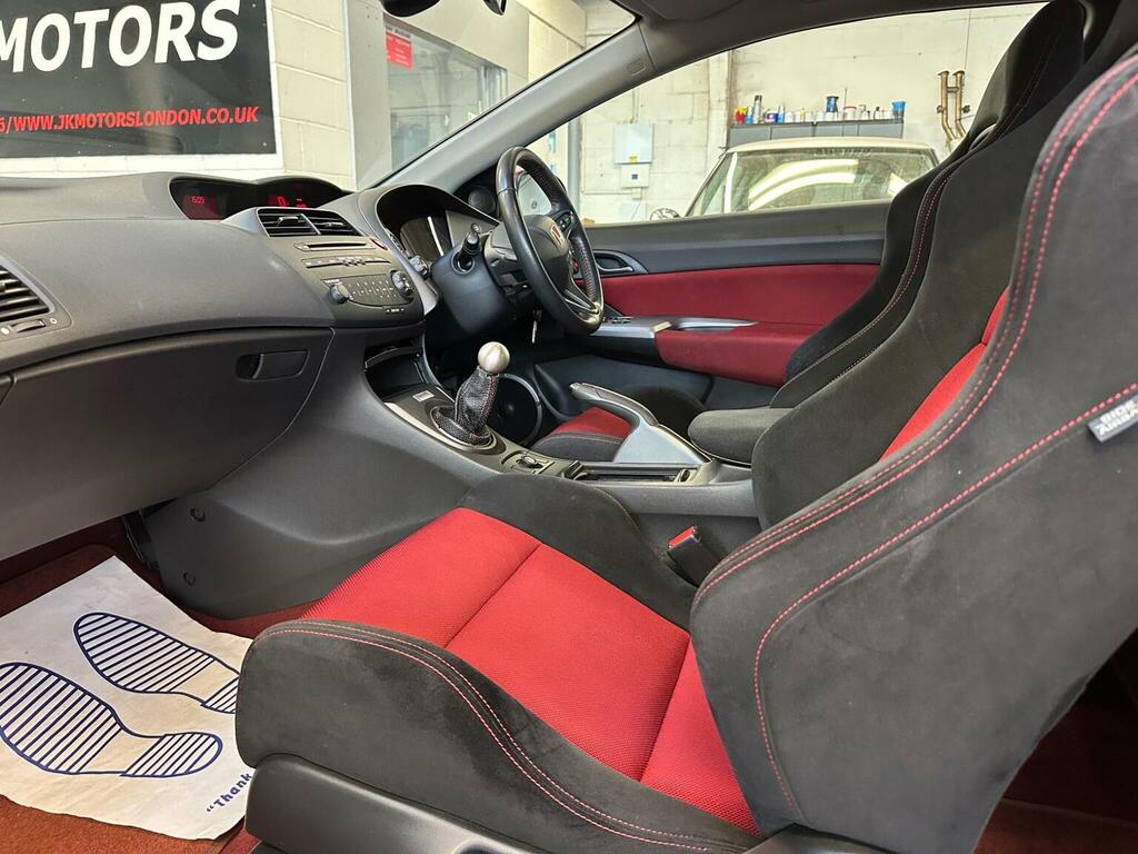 Honda Civic Hatchback Black #11