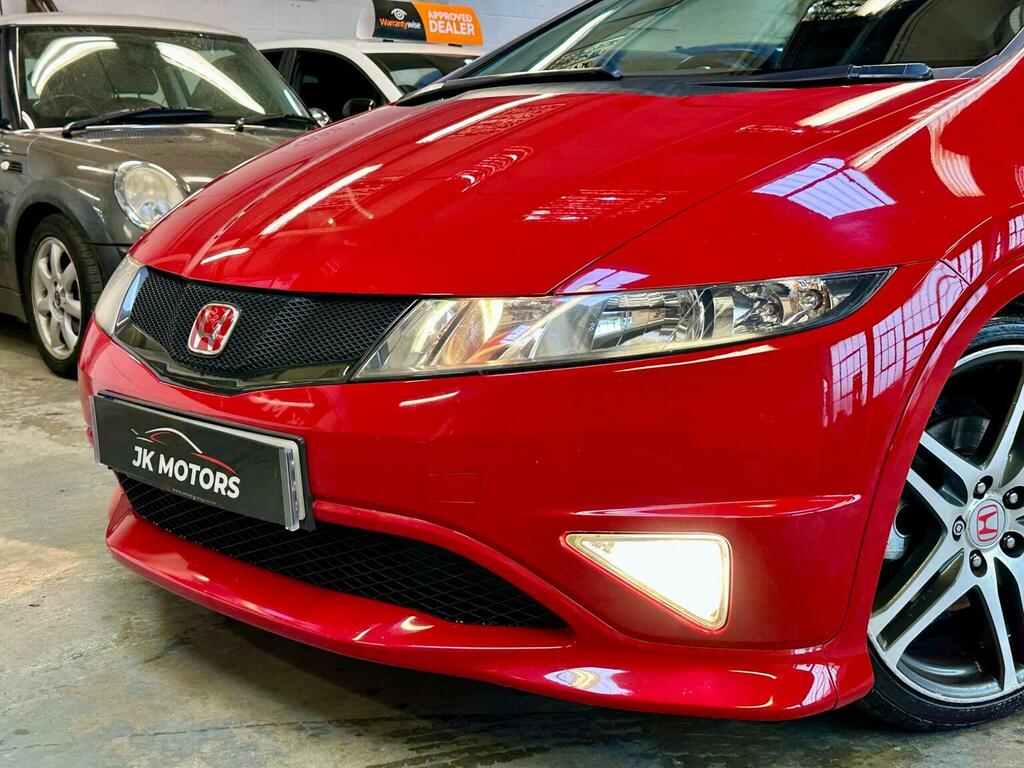 Honda Civic Hatchback Black #33