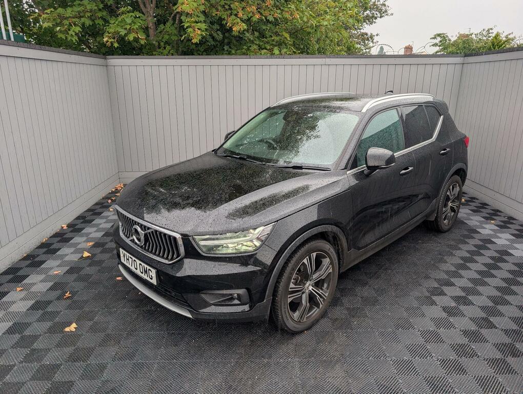 Volvo XC40 Inscription Pro Black #2