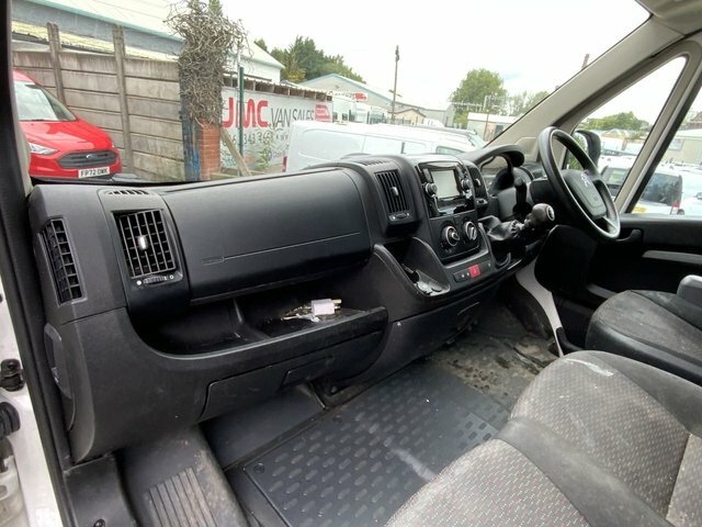 Citroen Relay 2.2 Bluehdi 35 Enterprise White #6
