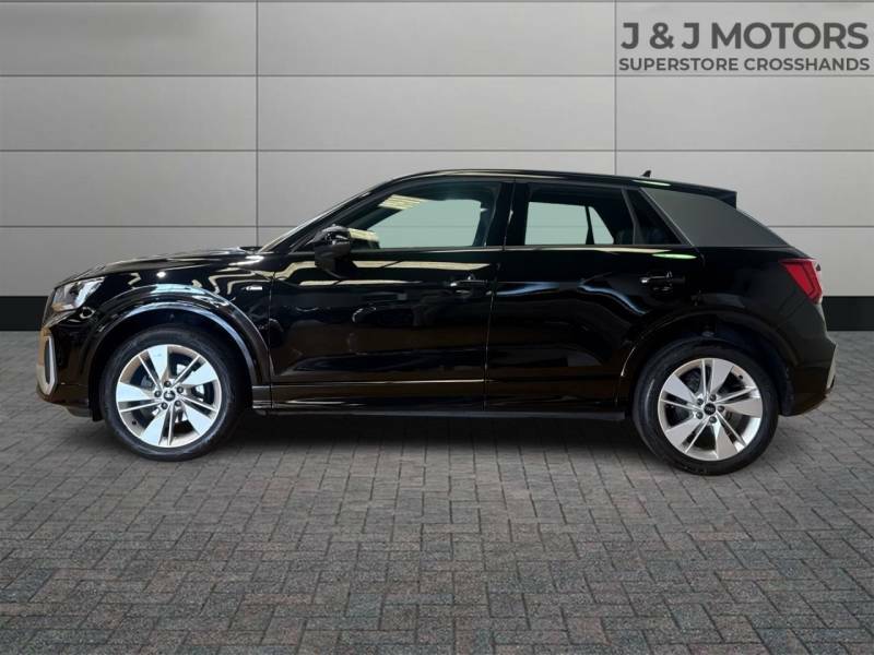 Audi Q2 35 Tfsi S Line - 2023 23 Black #4