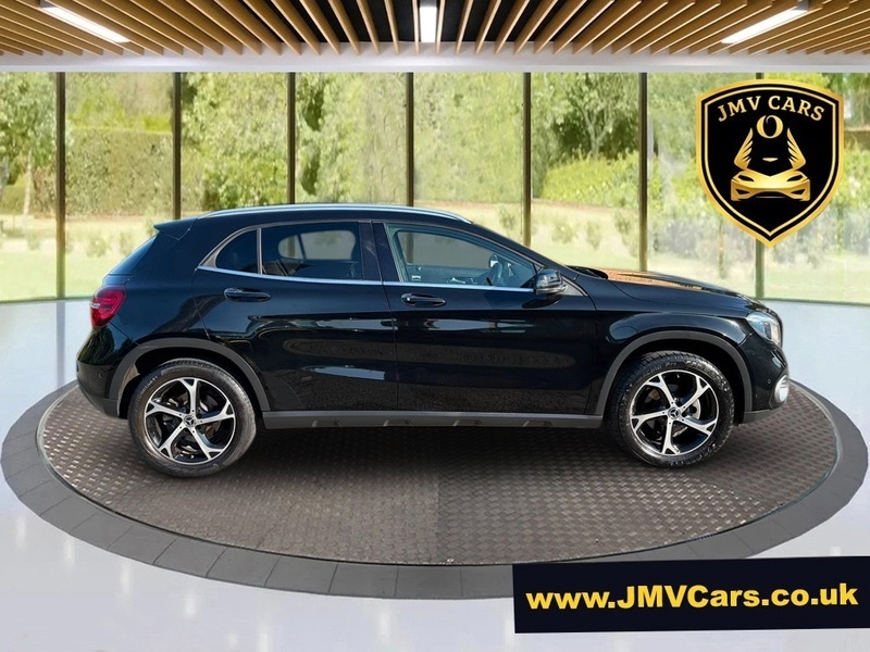 Mercedes-Benz GLA Class Suv 2.1 Gla200d Sport Premium Plus 7G-dct Euro 6 KM19VUR Black #2
