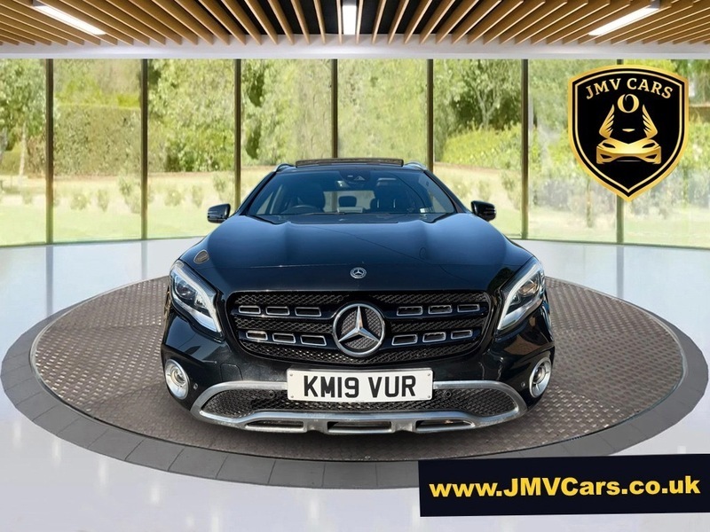 Mercedes-Benz GLA Class Suv 2.1 Gla200d Sport Premium Plus 7G-dct Euro 6 KM19VUR Black #3
