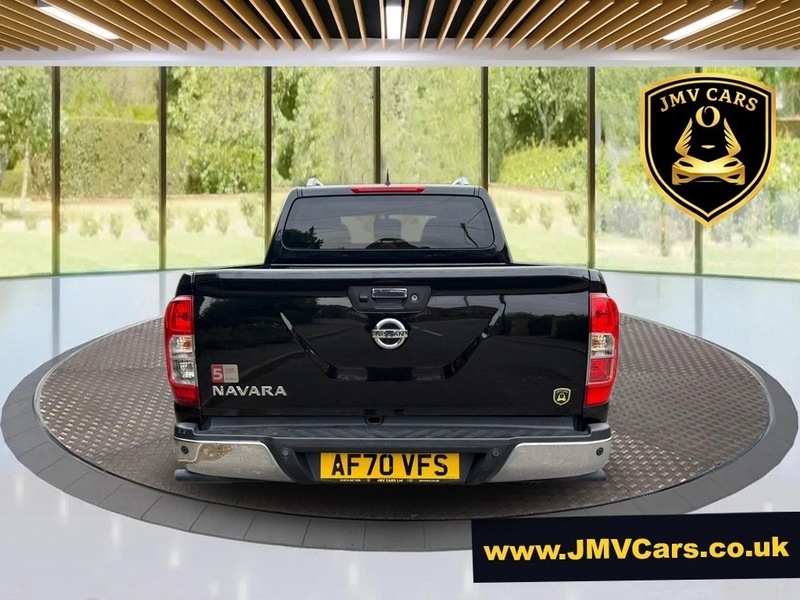 Nissan Navara Dci Tekna Shr Dcb Black #4