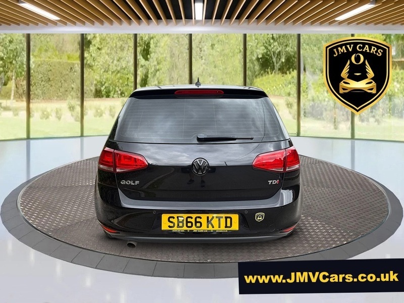 Volkswagen Golf 1.4 Tsi 150 R-line Edition Dsg White #3