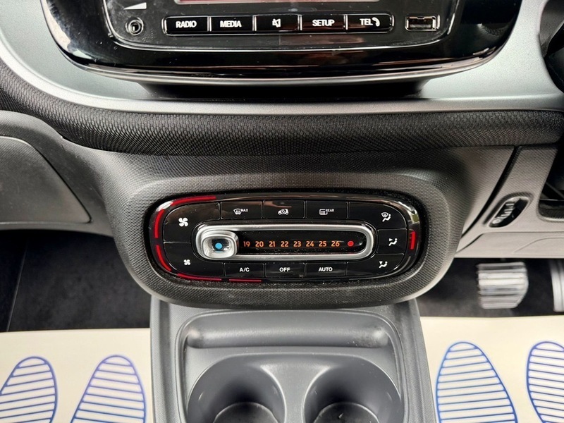 Smart Fortwo 2017 White #10