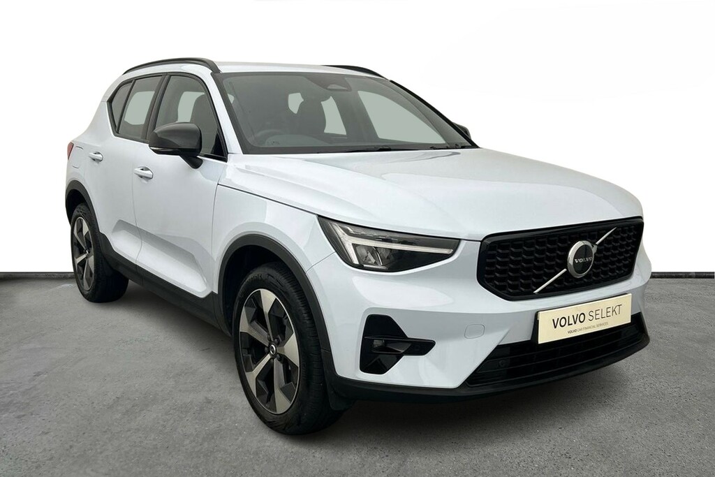 Volvo XC40 2.0 B3p Plus Dark Blue