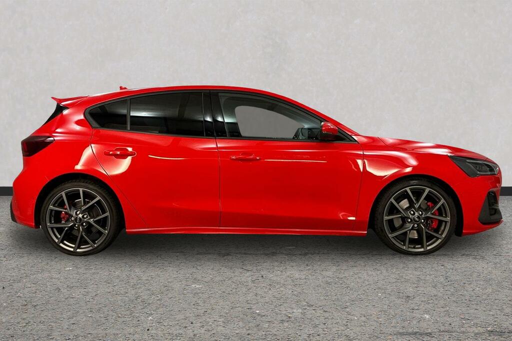 Ford Focus 2.3 Ecoboost St Red #4