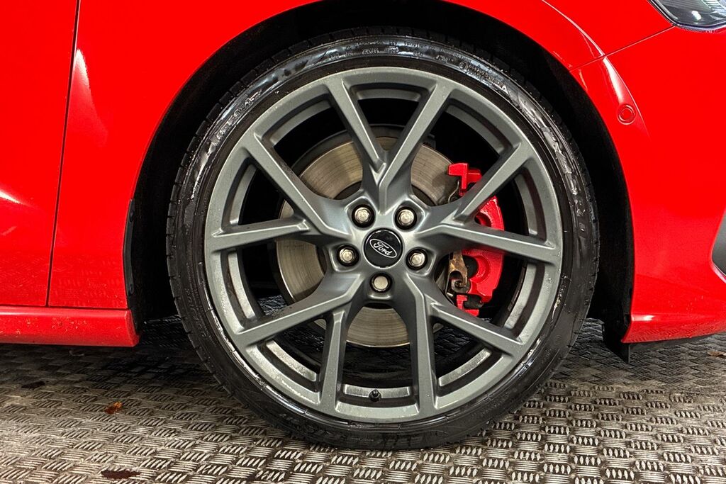 Ford Focus 2.3 Ecoboost St Red #5