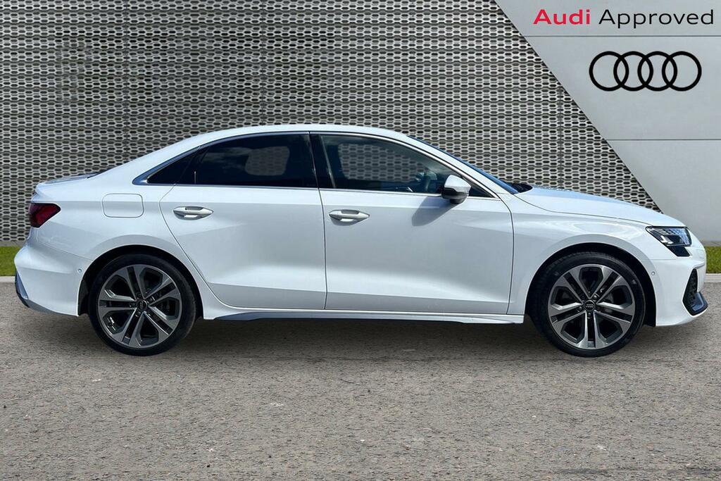 Audi A3 S Line 35 Tfsi 150 Ps S Tronic White #4