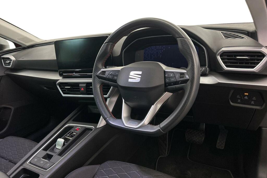 Seat Leon 1.0 Etsi Fr Dsg SW21NBO Red #6