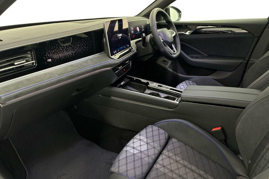 Volkswagen Passat 2.0 Tsi R-line Dsg SW26FKH Silver #2