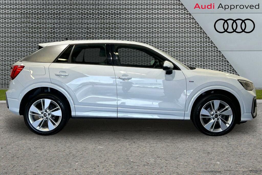 Audi Q2 S Line 35 Tfsi 150 Ps S Tronic EY21XDB White #4