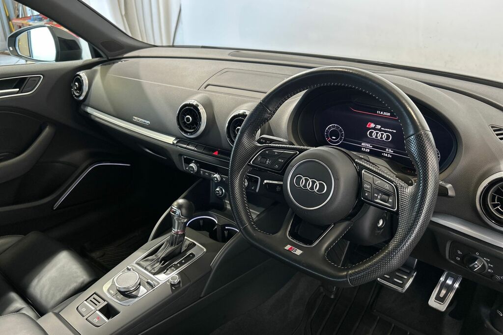Audi A3 Black Edition Tfsi 300 Ps S Tronic SW20NVM Black #6