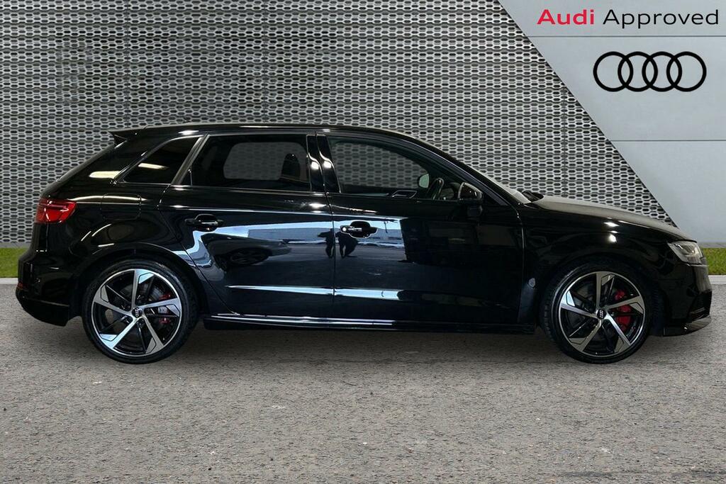 Audi A3 Black Edition Tfsi 300 Ps S Tronic SW20NVM Black #4