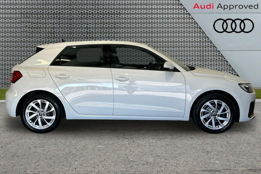 Audi A1 Sport 25 Tfsi 95 Ps 5-Speed SW72GWE White #4