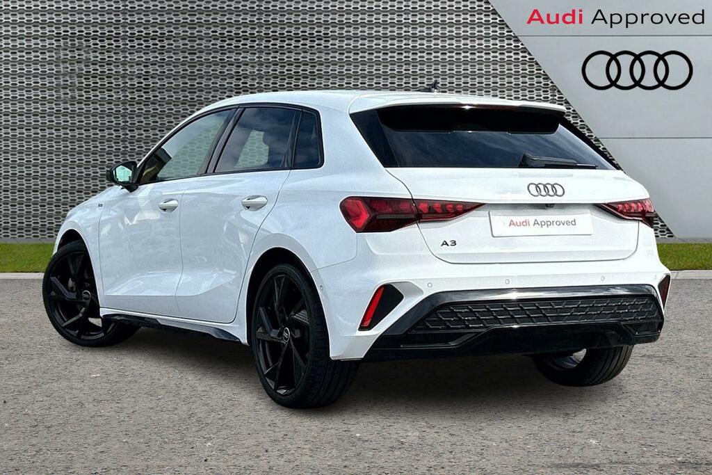 Audi A3 Black Edition Tfsi 150 Ps 6-Speed White #3